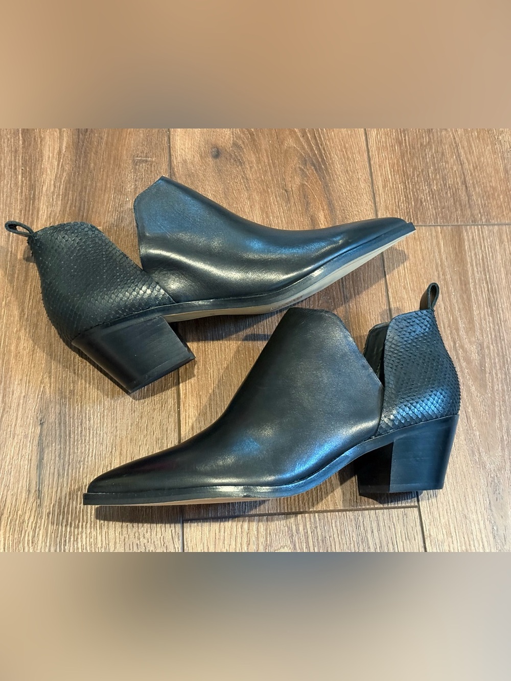 Dolce Vita Sonni Black Leather Ankle Booties Size 9 - Picture 5 of 13